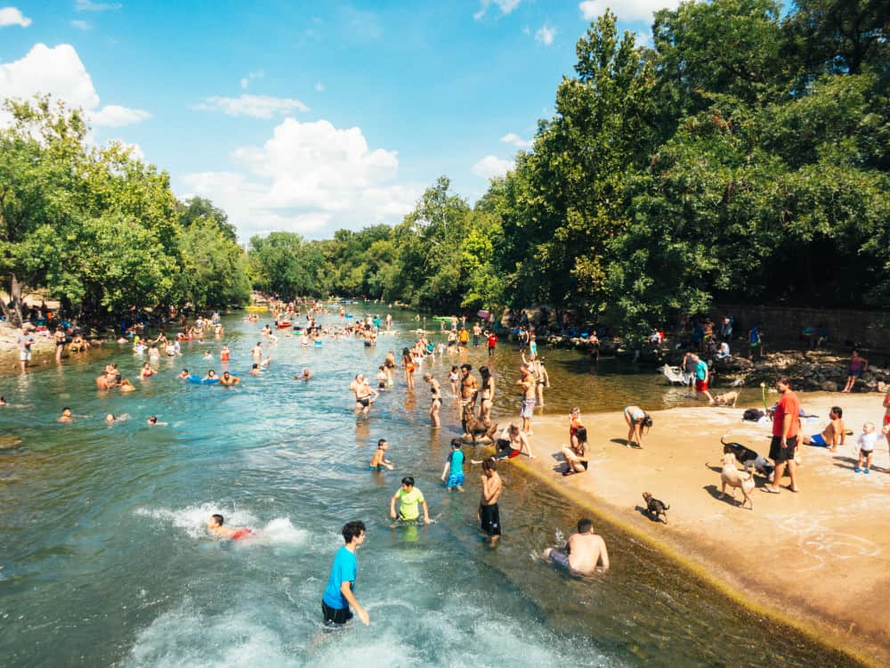 where can dogs swim in nyc